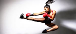 Distinguishing between kickboxing and boxing